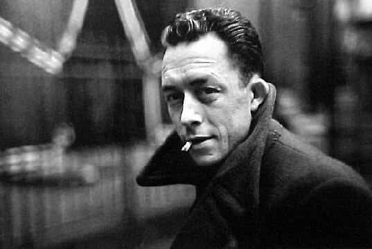 Albert Camus: “Una prensa libre puede ser buena o mala, pero sin libertad, la prensa nunca será otra cosa que mala.”