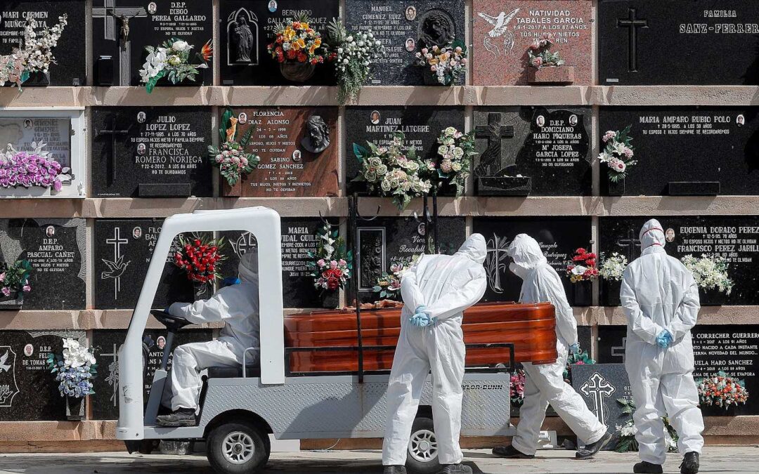 Muertos, vacunación y mentiras