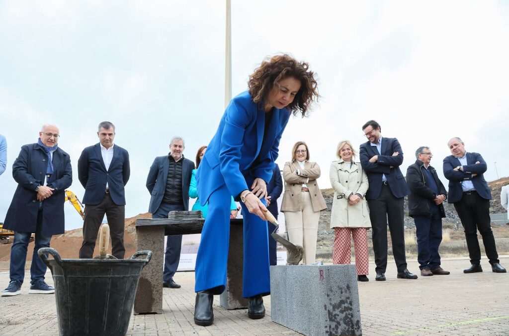 Primera piedra